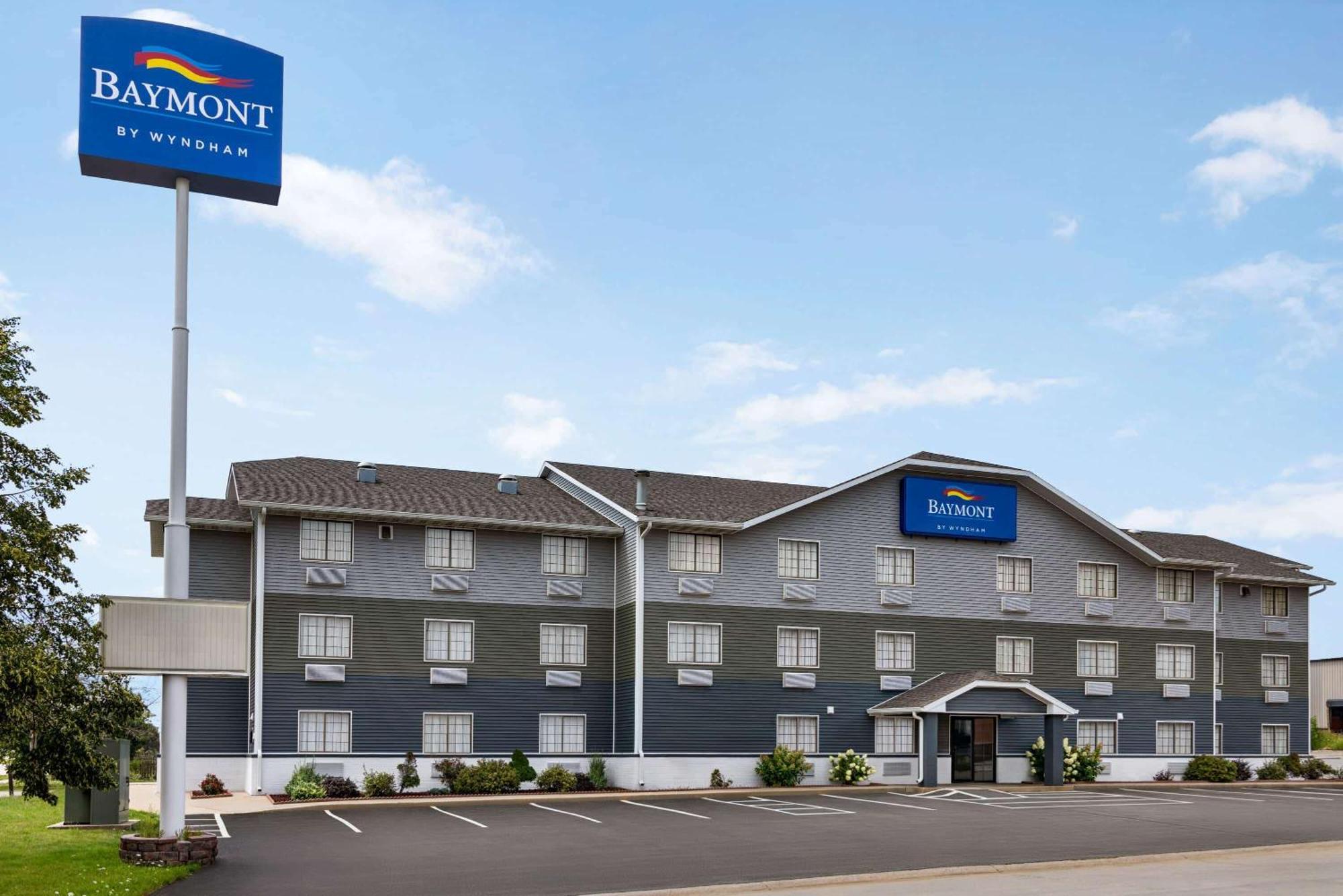 Baymont By Wyndham Cedar Rapids Hotel Ngoại thất bức ảnh