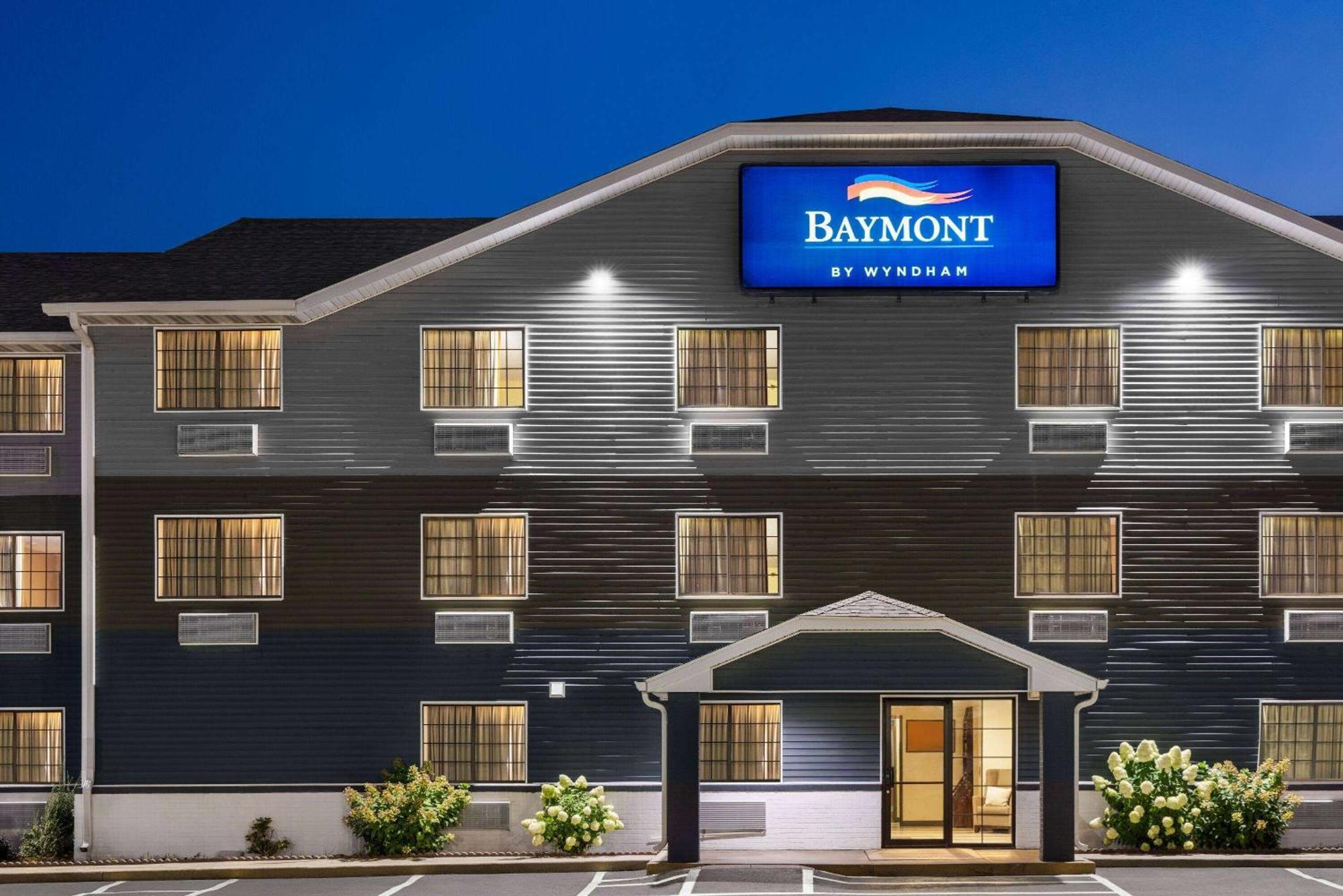 Baymont By Wyndham Cedar Rapids Hotel Ngoại thất bức ảnh