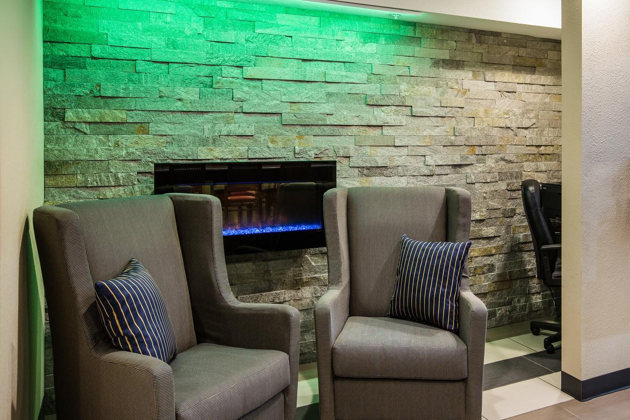 Baymont By Wyndham Cedar Rapids Hotel Ngoại thất bức ảnh